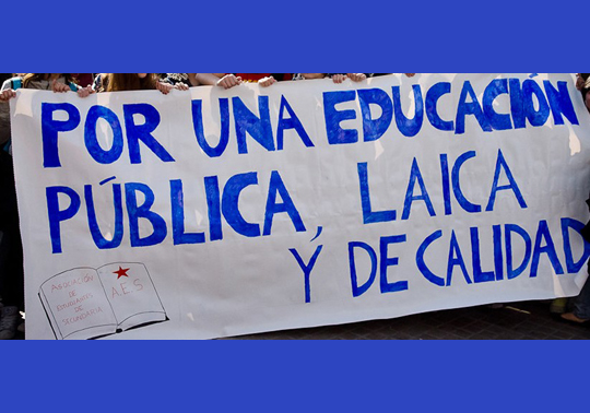 En defensa de la escuela pública y laica. Acadèmia Pública. 17/09/2019. Centre Cultural La Nau. 19.00h